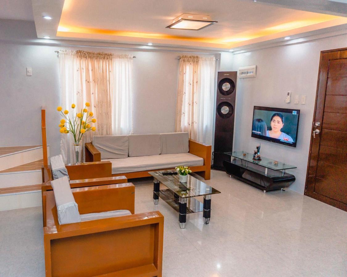 Two Story 87 Sqm Fully Air-Conditioned House In Babag 2, Lapu-Lapu City Exterior photo