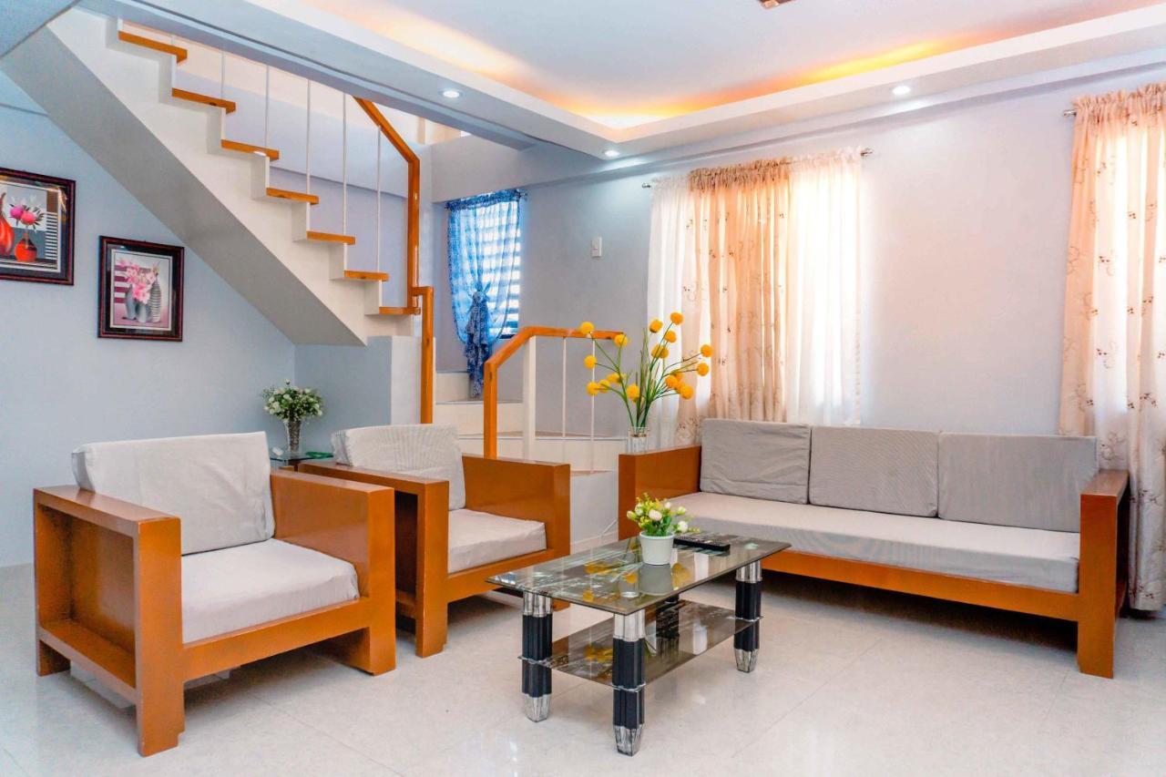 Two Story 87 Sqm Fully Air-Conditioned House In Babag 2, Lapu-Lapu City Exterior photo